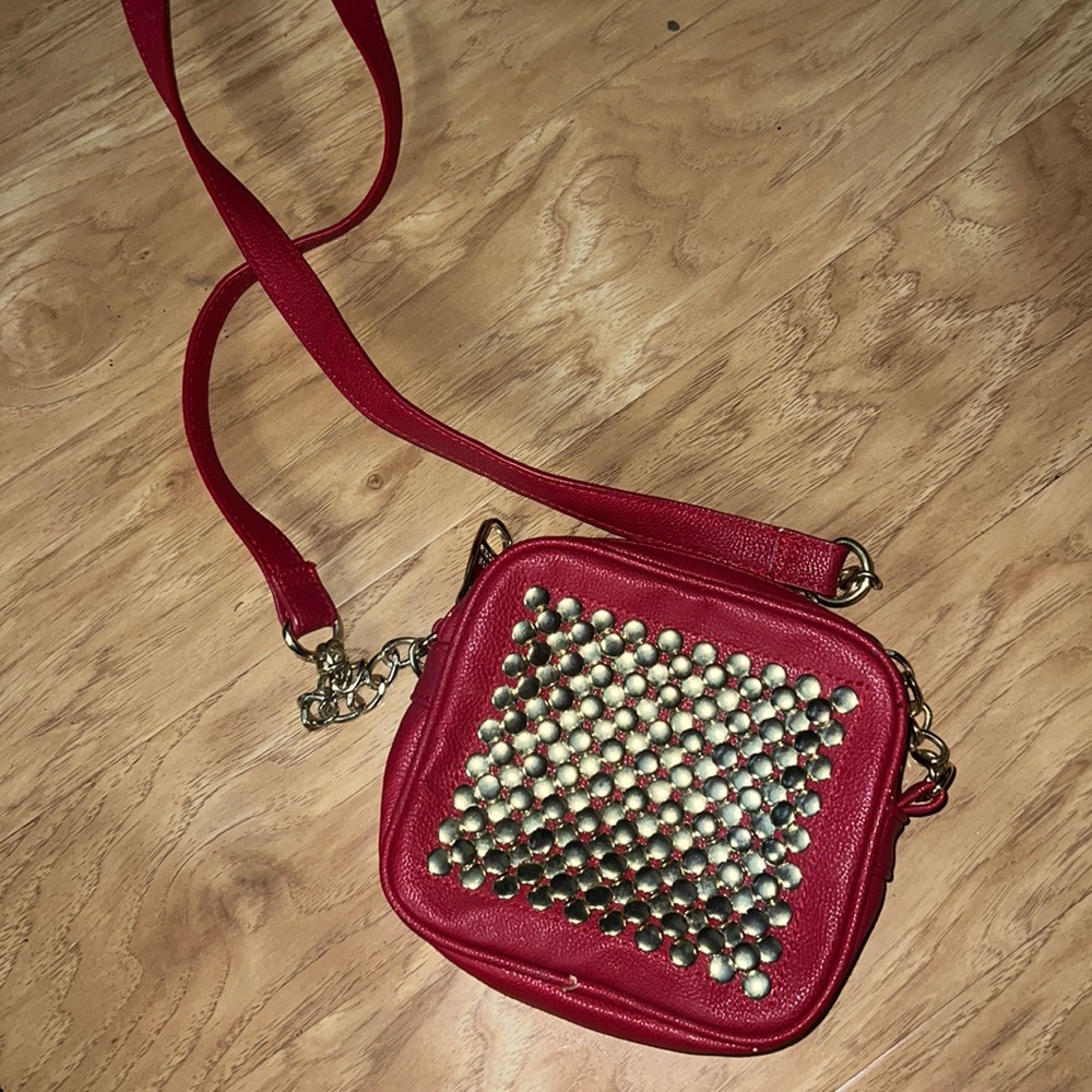 STEVE MADDEN CROSS BODY STUDDED BAG ! + Free Gift with purchase !!